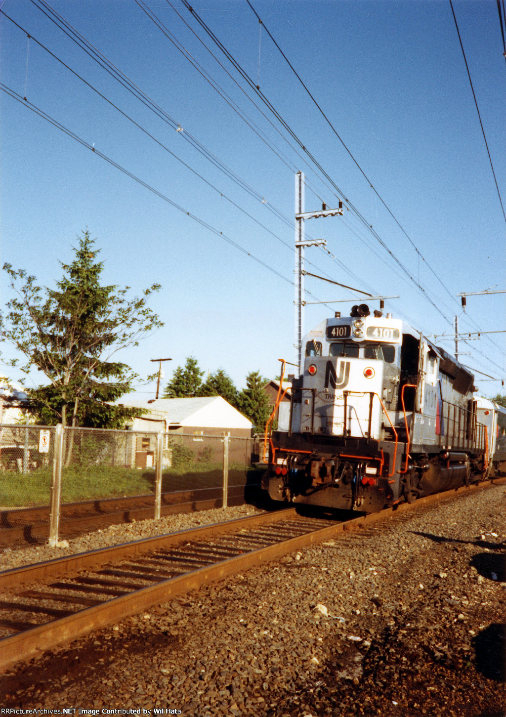 NJT GP40P 4101